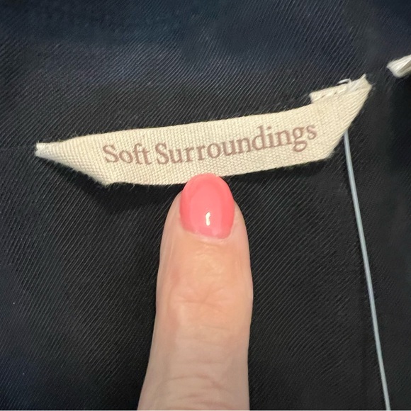 Soft Surroundings Black Pleated Back Trench Coat Size Medium - Picture 12 of 12